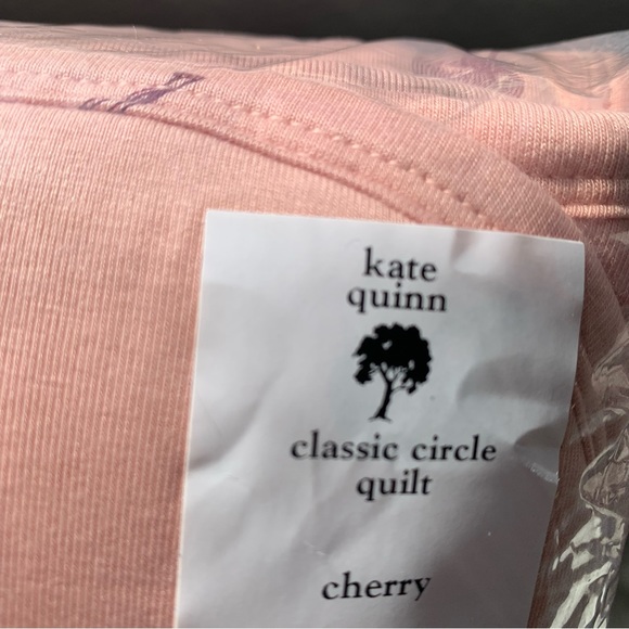 Kate Quinn NWT Cherry Bamboo Quilt - Picture 3 of 4